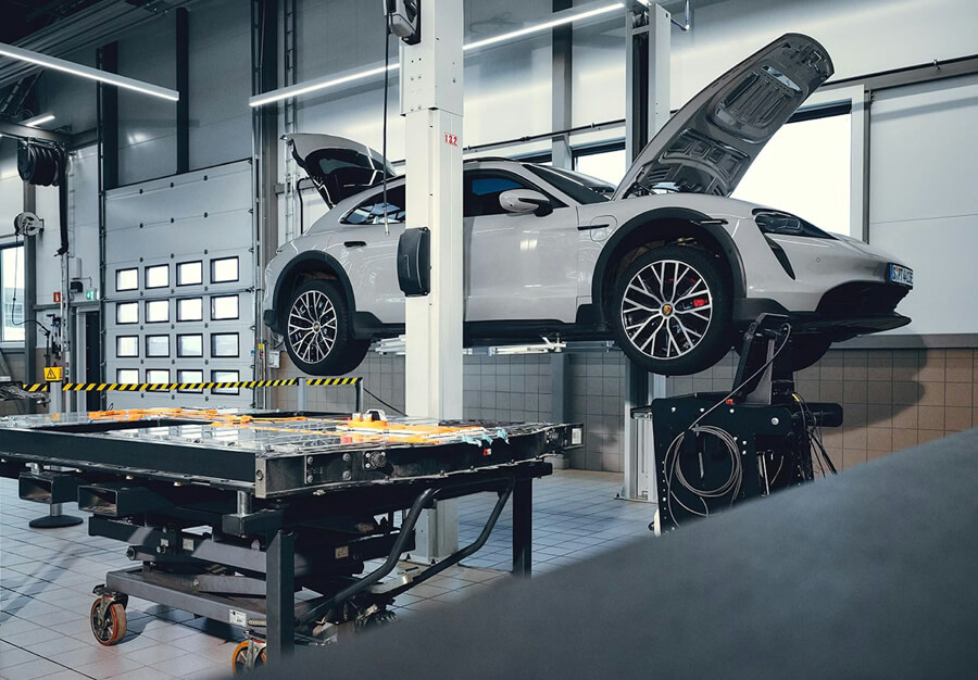 Porsche Major Repair & Maintenance Services in Dubai